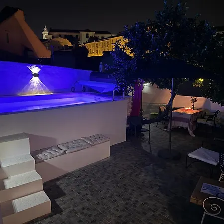 Castelo Terrace Apartment *