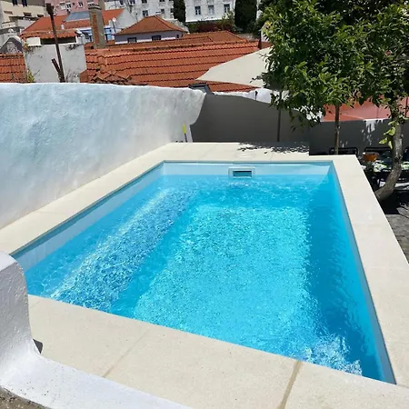 Castelo Terrace Lisbon