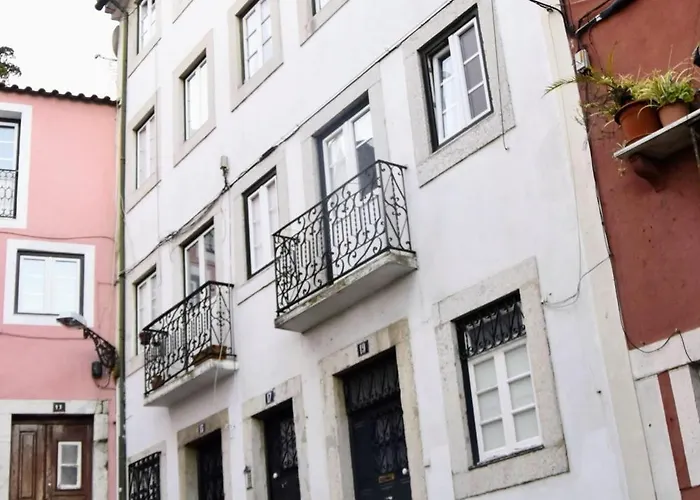 Apartment Castelo Terrace Lisbon